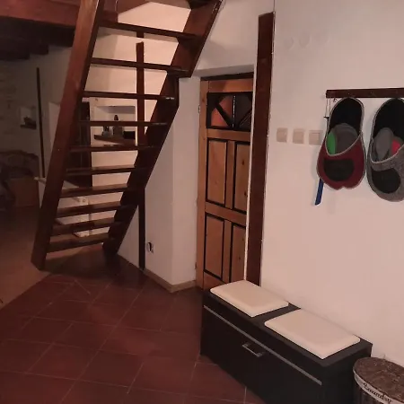 Feriehus Domcek Kami *