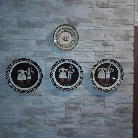Domcek Kami