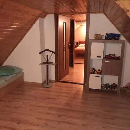 Casa de Férias Domcek Kami Kralova Lehota