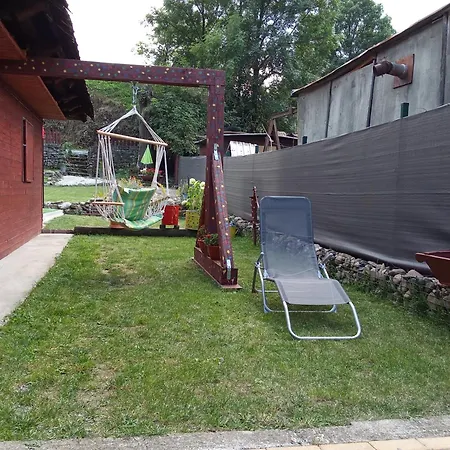 Feriehus Domcek Kami *